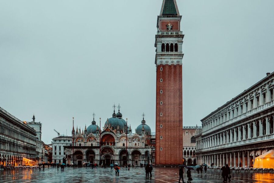Venice: St. Mark's Basilica Skip-the-Line Entry & Audioguide - Clothing, bags, and mobility