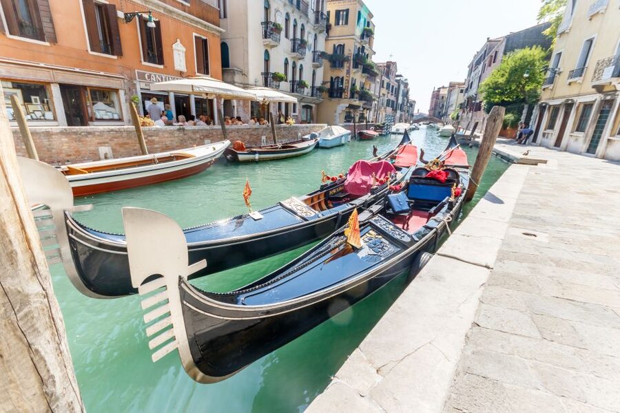 Venice: Traditional Shared Gondola Ride - Why a shared gondola still feels special