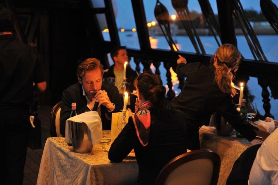 Venice: Venetian Lagoon Tour and Galleon Dinner - Key details to know before you book