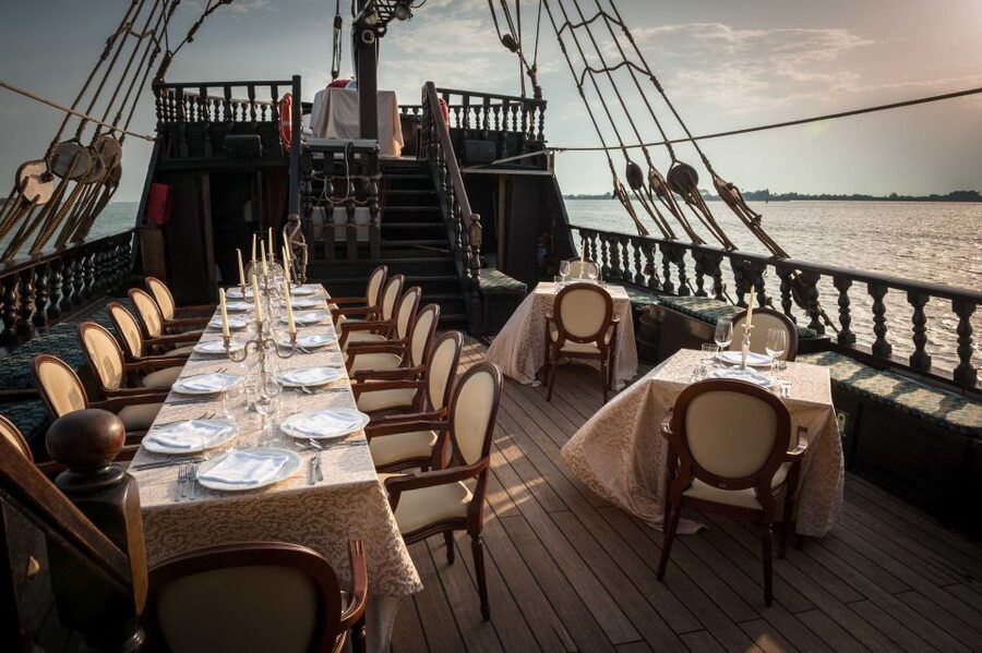 Venice: Venetian Lagoon Tour and Galleon Dinner - San Giorgio and the return to San Marco
