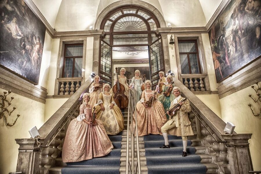 Venice: Vivaldi’s Four Seasons Live Classical Music Concert - Booking tips for a smoother evening