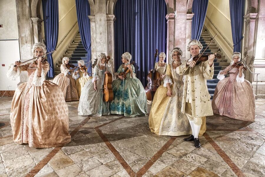 Venice: Vivaldi’s Four Seasons Live Classical Music Concert - Entering the small Venetian concert hall