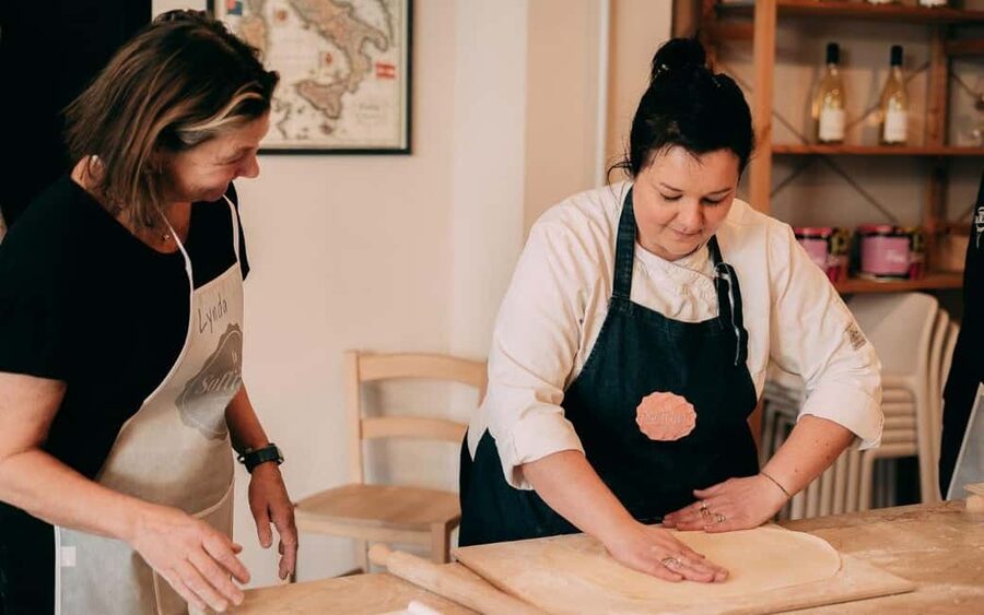 Verona: Hands-on Fresh Pasta and Tiramisù Cooking Class - Cooking Italian food in the heart of Verona