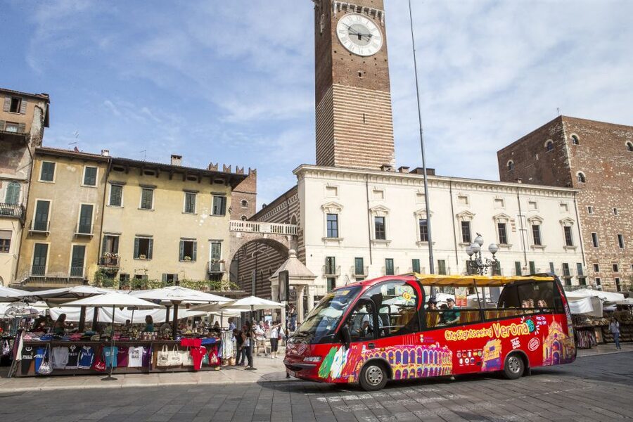 Verona: Hop-on Hop-off Tour 24 or 48-Hour Ticket - Weather, comfort, and practical use