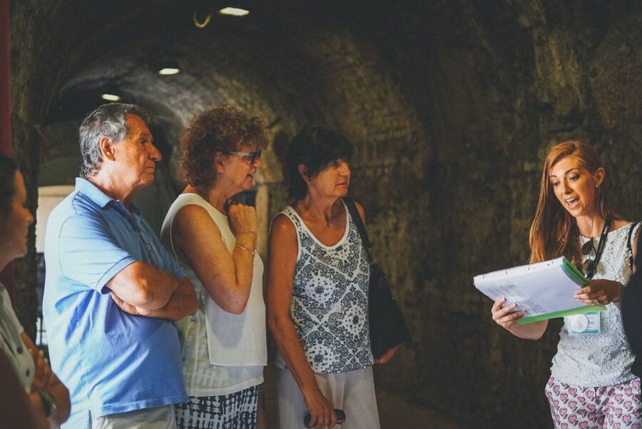 Verona: Priority Access Arena Guided Tour - Access, bags, weather, and comfort