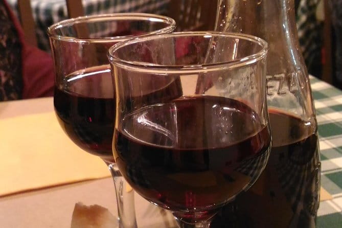 Walking Food Tour of Florence with Tastings and Wine - Gelato finishes the walk
