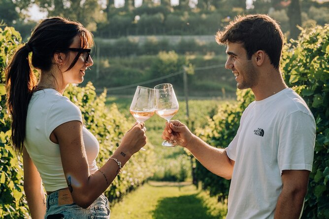 Wine and Food Tasting in the Vineyards in Lazise - Garda olive oil on toasted bread